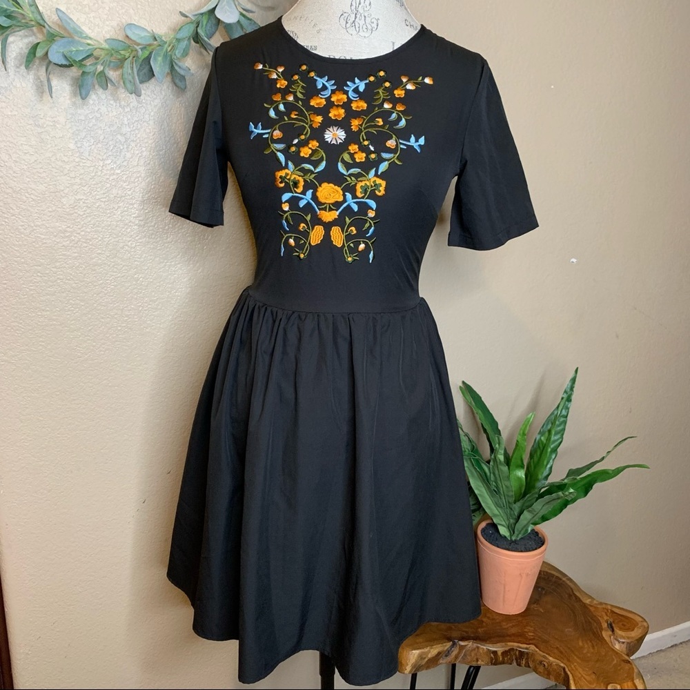 Shein ~ Floral Embroidered Dress Size 2